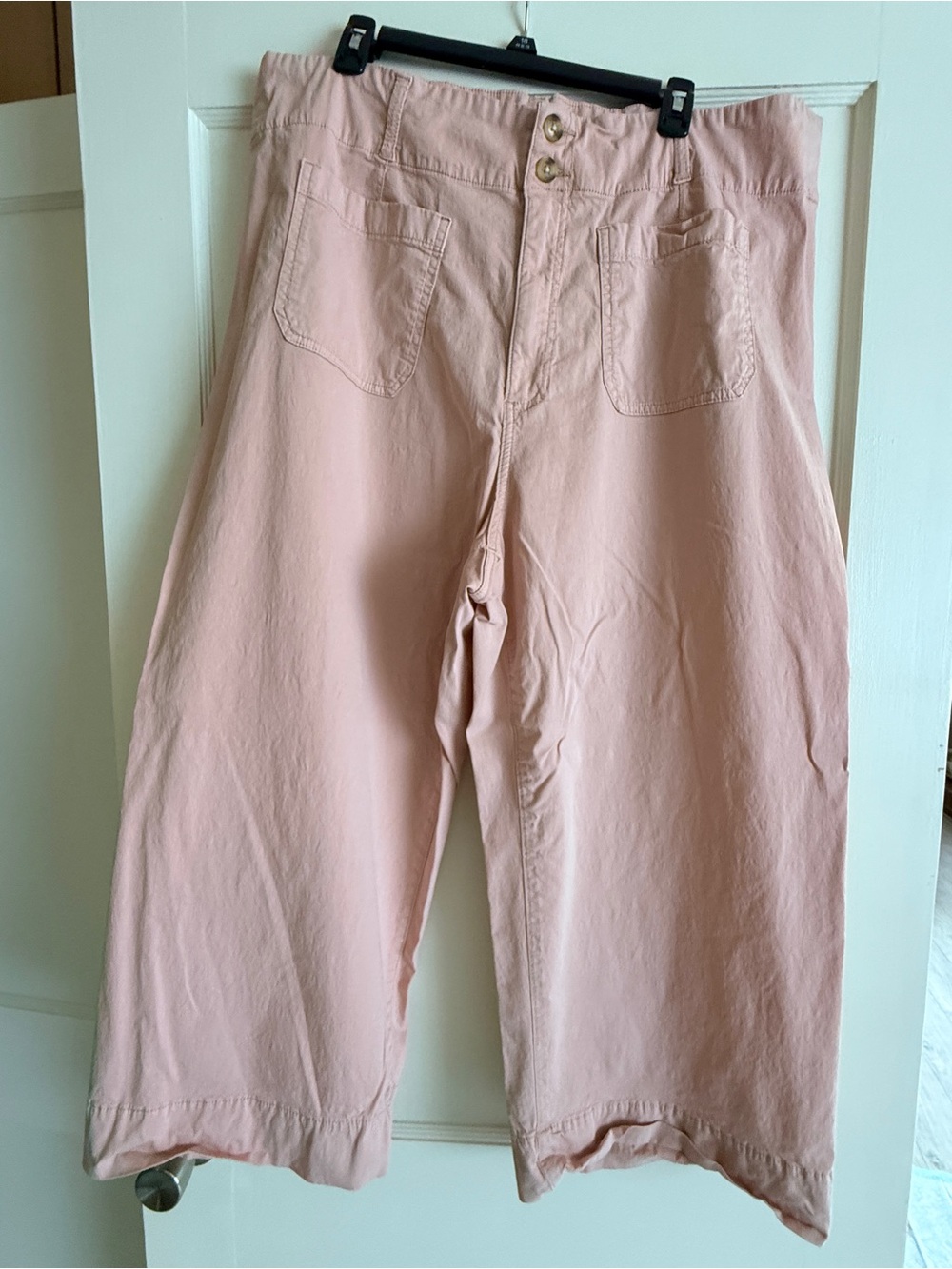 LC Lauren Conrad Blush Pink Apparel Label Detail